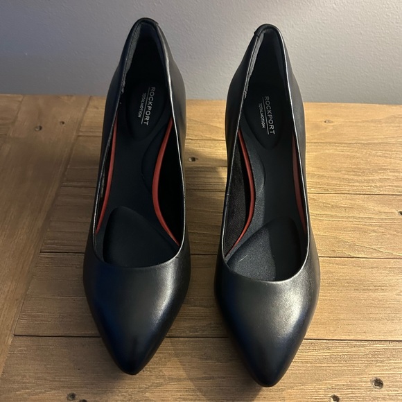 Rockport Women's Total Motion 75mm Pointy Leather Pump Black Size 8.5 NEW - Picture 13 of 13